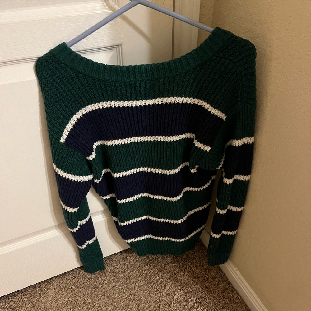 american eagle sweater - Picture 2 of 2